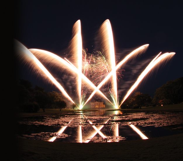 Dynamic Fireworks wedding firework display team base out