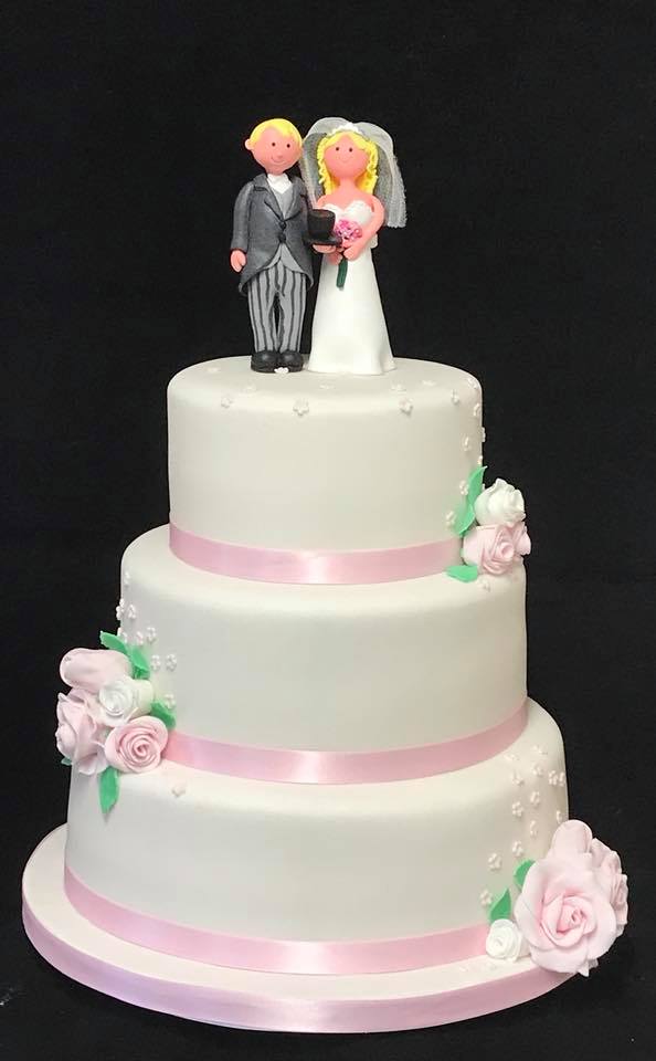 Clock Tower Cakes Weddings Wedding Cakes Bedfordshire